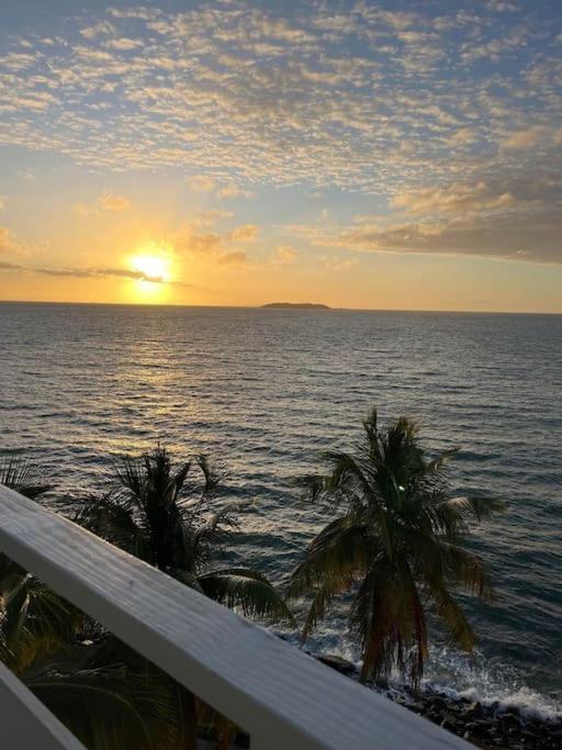 Beautiful Ocean Blue Love Oceanfront Apartment Fajardo Exterior foto