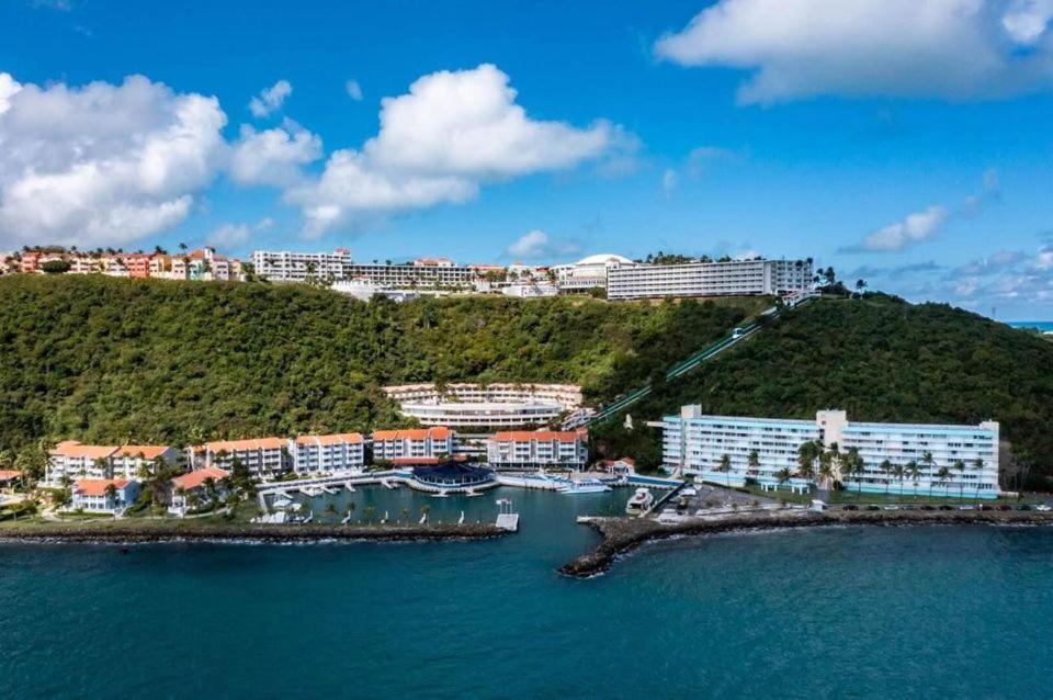 Beautiful Ocean Blue Love Oceanfront Apartment Fajardo Exterior foto
